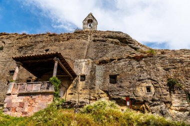 Olleros de Pisuerga 'daki Santo Justo ve Pastor' un Rock Kilisesi, Palencia, İspanya. Dış Görünüm