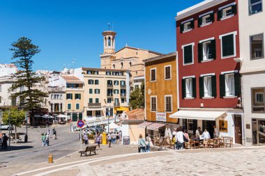 Mao, İspanya - 15 Mayıs 2024: Mahon, Port de Mao, Menorca, Balear Adaları, Akdeniz.