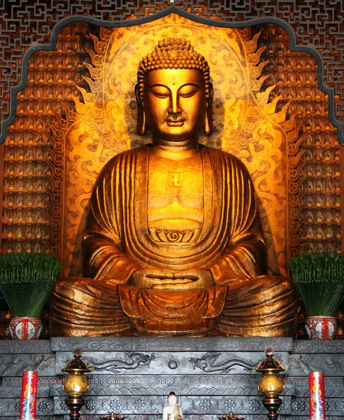 Statua Buddha Dorata Nel Tempio Cinese Banner Manifesti Grafica Informativa — Foto Stock