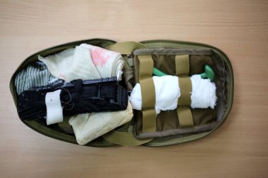 İlk yardım ekipleriyle savaşın.