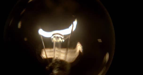 Vieille Lampe Électrique Incandescence Avec Filament Tungstène — Video