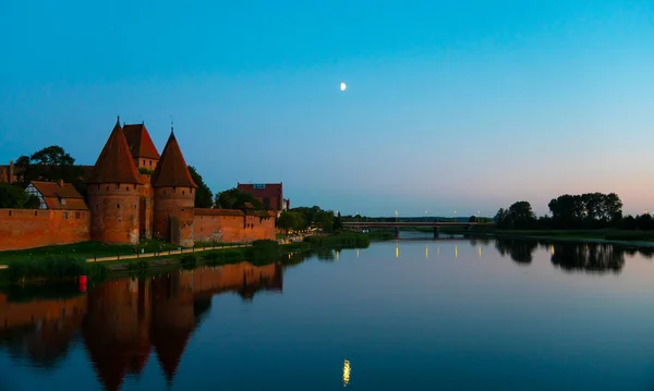 Marienburg Castle Largest Medieval Brick Castle World City Malbork Evening — Foto de Stock