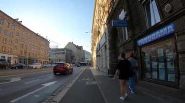 Şehir merkezinde trafik var. Polonya 'yı 09.17.2023