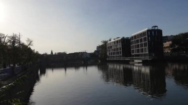 Şehir merkezi Avrupa turizm mimarisi. Wroclaw Polonya 27 Ekim 2023