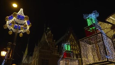 Noel süslemeleri Yeni Yıl 'da Polonya' yı aydınlatıyor