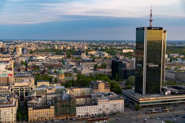 Şehir merkezinin panoramik manzarası Varşova, Polonya, 30 Haziran 2023