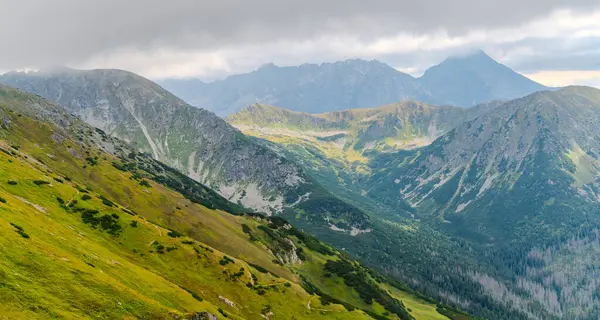 Dağ manzarası Polonya Zakopane