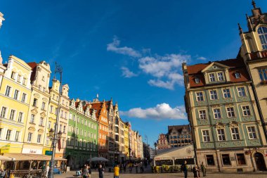 15 Ekim 2023 'te Eski Kasaba' nın manzarası. Wroclaw Polonya