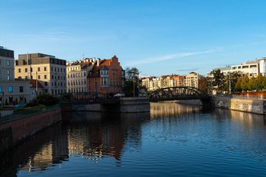 15 Ekim 2023 'te Eski Kasaba' nın manzarası. Wroclaw Polonya