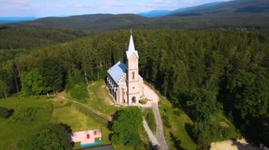Dağ Ormanı Kilisesi Szklarska Poreba Polonya İHA 'dan görünüyor