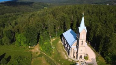 Dağ Ormanı Kilisesi Szklarska Poreba Polonya İHA 'dan görünüyor