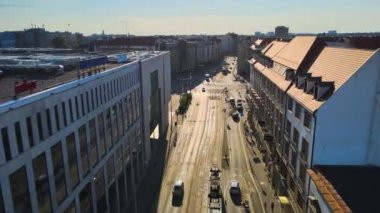 15 Temmuz 2024 Wroclaw Polonya İHA hava fotoğrafçılığından Avrupa şehir merkezi mimarisi