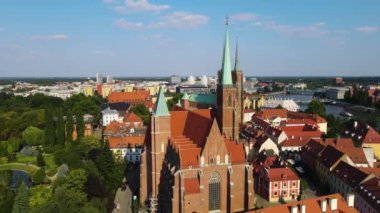 Avrupa 'nın güzel kenti Antik mimari Uçuşu Wroclaw Polonya' dan insansız hava aracı ile vuruldu