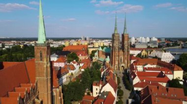 Avrupa 'nın güzel kenti Antik mimari Uçuşu Wroclaw Polonya' dan insansız hava aracı ile vuruldu