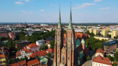 Avrupa 'nın güzel kenti Antik mimari Uçuşu Wroclaw Polonya' dan insansız hava aracı ile vuruldu