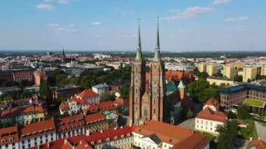 Avrupa 'nın güzel kenti Antik mimari Uçuşu Wroclaw Polonya' dan insansız hava aracı ile vuruldu