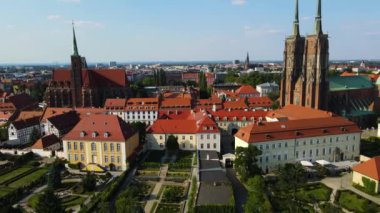 Avrupa 'nın güzel kenti Antik mimari Uçuşu Wroclaw Polonya' dan insansız hava aracı ile vuruldu