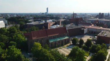 Avrupa 'nın güzel kenti Antik mimari Uçuşu Wroclaw Polonya' dan insansız hava aracı ile vuruldu