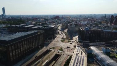 Avrupa 'nın güzel kenti Antik mimari Uçuşu Wroclaw Polonya' dan insansız hava aracı ile vuruldu