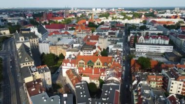 Avrupa 'nın güzel kenti Antik mimari Uçuşu Wroclaw Polonya' dan insansız hava aracı ile vuruldu