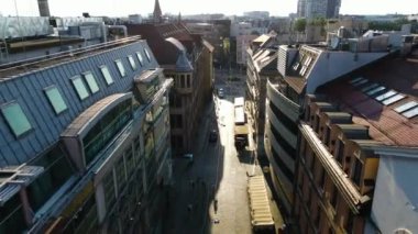 Avrupa 'nın güzel kenti Antik mimari Uçuşu Wroclaw Polonya' dan insansız hava aracı ile vuruldu