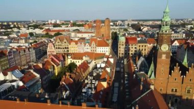 Avrupa 'nın güzel kenti Antik mimari Uçuşu Wroclaw Polonya' dan insansız hava aracı ile vuruldu