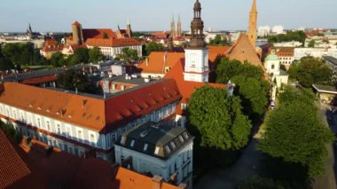 Avrupa 'nın güzel kenti Antik mimari Uçuşu Wroclaw Polonya' dan insansız hava aracı ile vuruldu