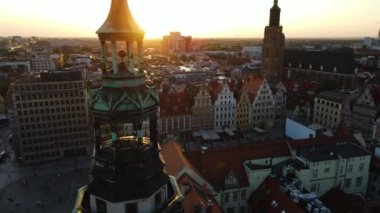 Avrupa 'nın güzel kenti Antik mimari Uçuşu Wroclaw Polonya' dan insansız hava aracı ile vuruldu