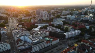 Avrupa 'nın güzel kenti Antik mimari Uçuşu Wroclaw Polonya' dan insansız hava aracı ile vuruldu