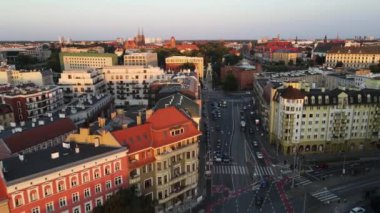 Avrupa 'nın güzel kenti Antik mimari Uçuşu Wroclaw Polonya' dan insansız hava aracı ile vuruldu