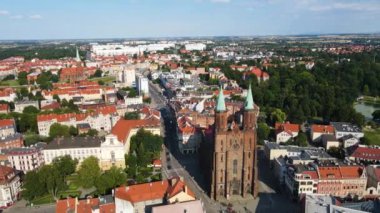 Legnica, Polonya Antik Polonya şehrinin ortaçağ mimarisi, Avrupa 'nın sokak tapınağı altyapısı boyunca evleri
