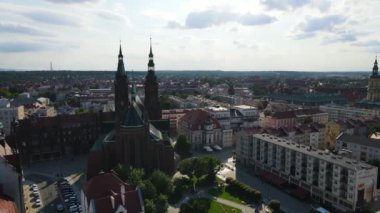 Legnica, Polonya Antik Polonya şehrinin ortaçağ mimarisi, Avrupa 'nın sokak tapınağı altyapısı boyunca evleri