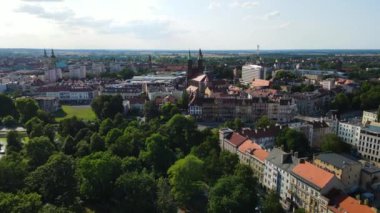 Legnica, Polonya Antik Polonya şehrinin ortaçağ mimarisi, Avrupa 'nın sokak tapınağı altyapısı boyunca evleri