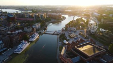 Gdansk Drone Şehir mimarisi tarihi merkezi Avrupa 'dan Polonya