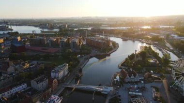 Gdansk Drone Şehir mimarisi tarihi merkezi Avrupa 'dan Polonya