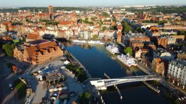 Gdansk Drone, Avrupa şehir mimari merkezi Polonya 'nın hava görüntüsü