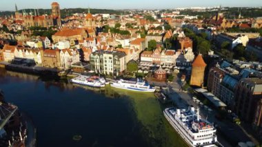 Gdansk Drone, Avrupa şehir mimari merkezi Polonya 'nın hava görüntüsü