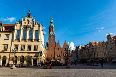15 Ekim 2023 'te Eski Kasaba' nın manzarası. Wroclaw Polonya