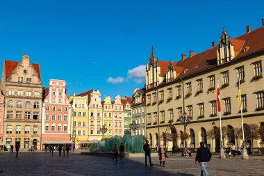 15 Ekim 2023 'te Eski Kasaba' nın manzarası. Wroclaw Polonya