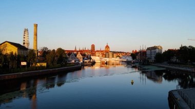 şehir Avrupai antik mimari liman kenti hava fotoğrafçısı Gdansk Poland