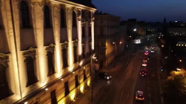 Wroclaw Polonya 'da Mimari Şehir Sokak Işıklandırma Gecesi İHA' dan gece görüşü