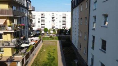 modern konut kompleksi mimarisi Avrupa 'nın rahat yaşamını geliştirir