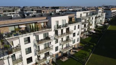 modern konut kompleksi mimarisi Avrupa 'nın rahat yaşamını geliştirir