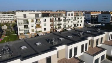 modern konut kompleksi mimarisi Avrupa 'nın rahat yaşamını geliştirir