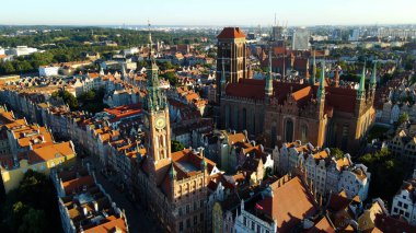 şehir Avrupai antik mimari liman kenti hava fotoğrafçısı Gdansk Poland