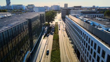 Şehre modern dilek geliştirme mimarisinin zirvesinden bak Avrupa Wroclaw Polonya