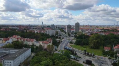 Wroclaw Drone uçuşu modern Avrupa Polonya mimarisi üzerine
