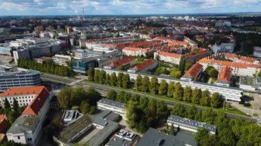 Wroclaw Drone uçuşu modern Avrupa Polonya mimarisi üzerine