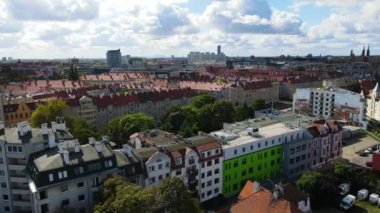 Wroclaw Drone uçuşu modern Avrupa Polonya mimarisi üzerine