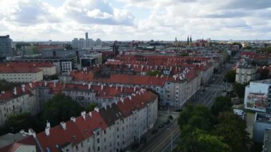 Wroclaw Drone uçuşu modern Avrupa Polonya mimarisi üzerine